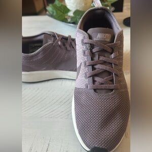 Nike Dualtone Racer Sneakers - Mauve